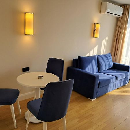 巴统Best House Orbi City公寓式酒店 外观 照片
