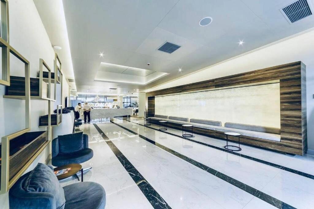 巴统Best House Orbi City公寓式酒店 外观 照片