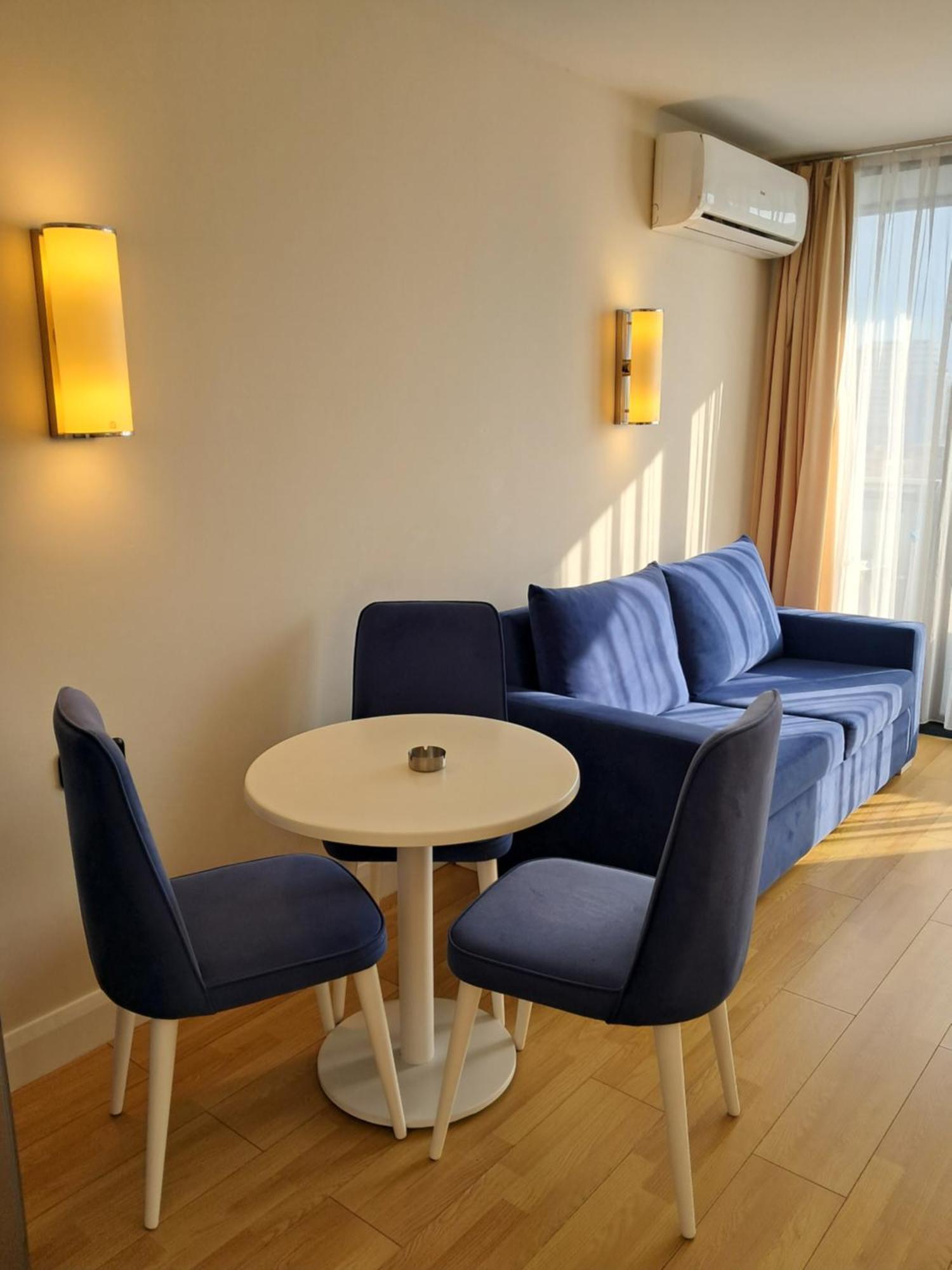 巴统Best House Orbi City公寓式酒店 外观 照片